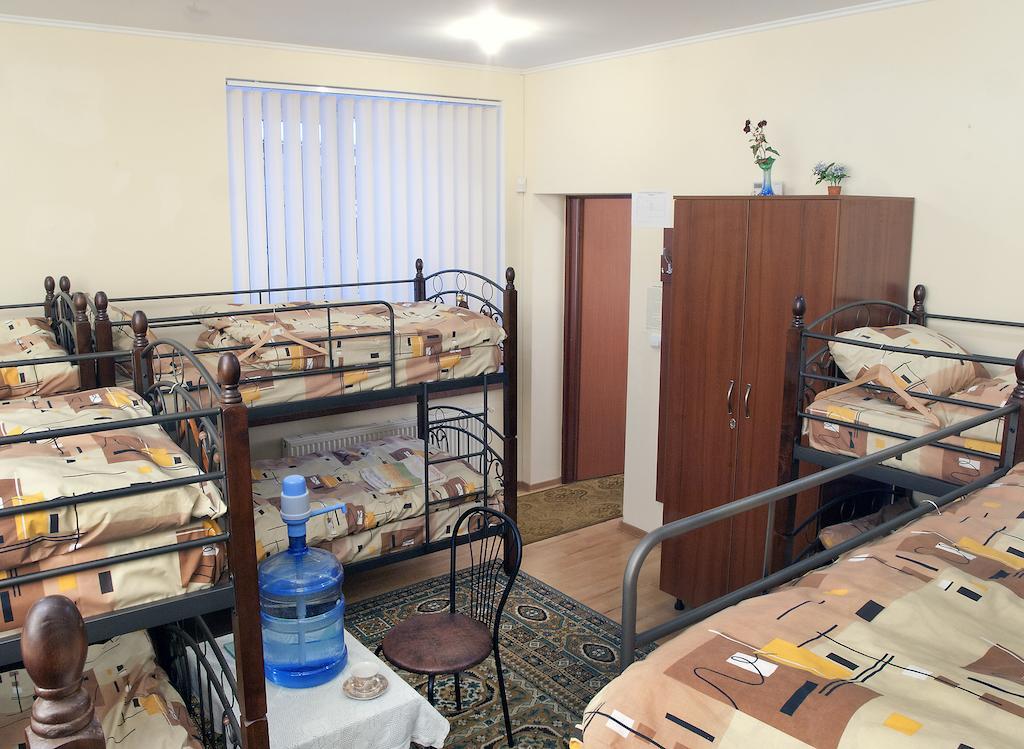 Niko Hostel Lviv Rom bilde