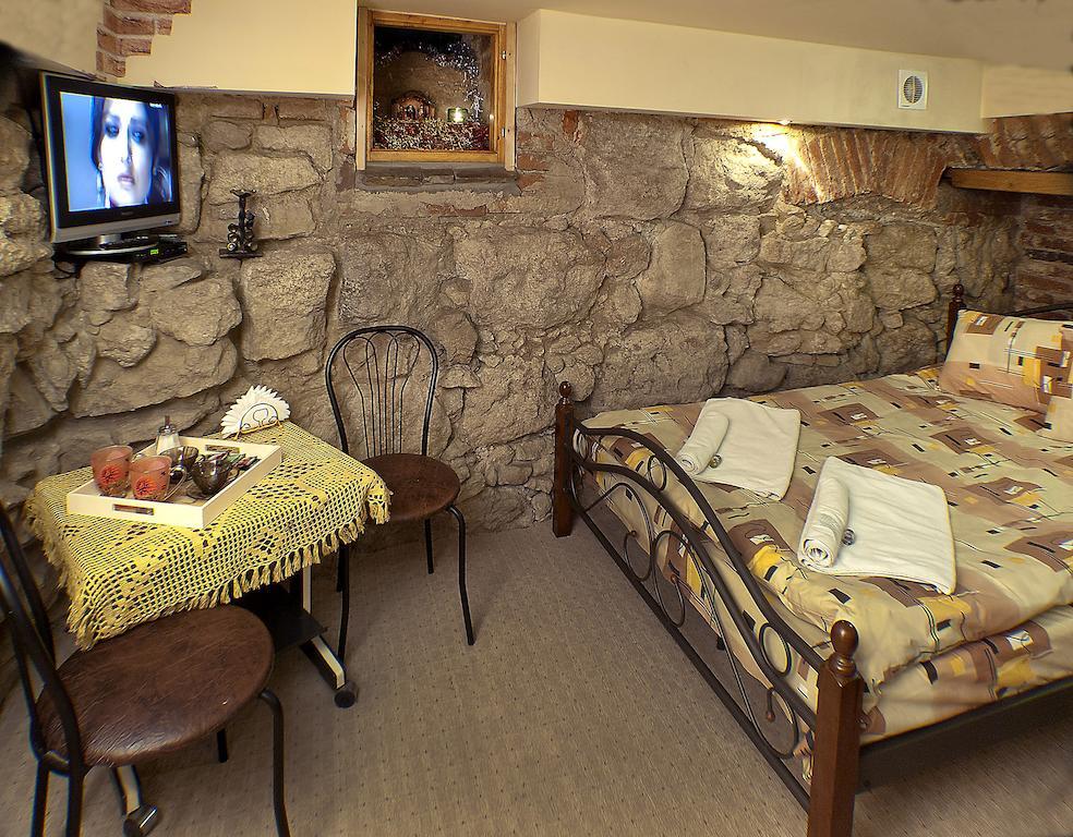 Niko Hostel Lviv Rom bilde